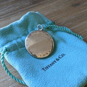 Tiffany & Co Pendant Sterling Silver 16 pic frame